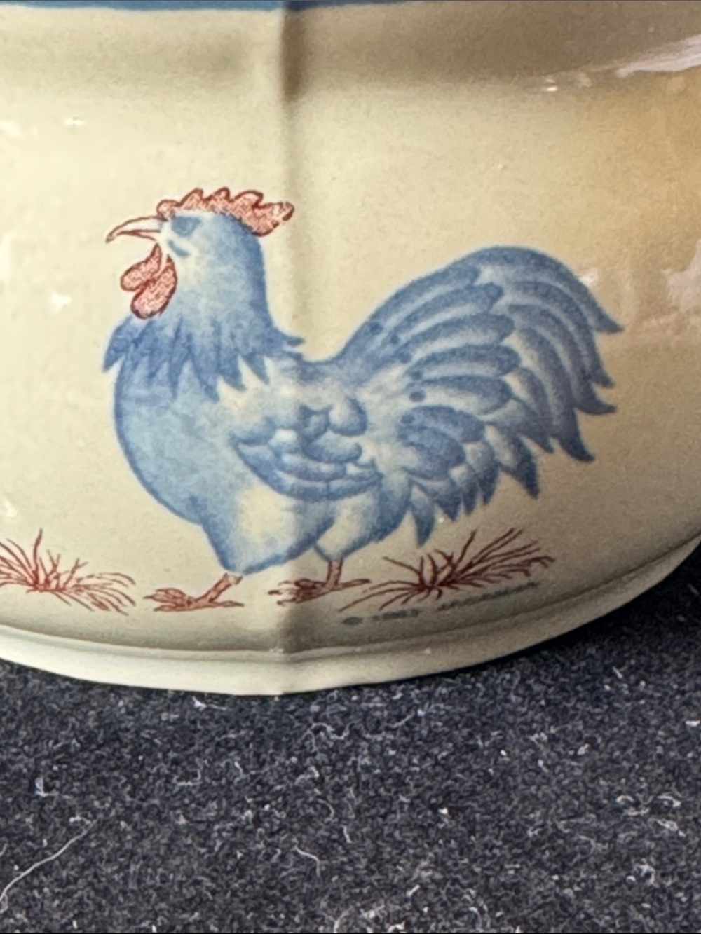 Vintage Jacaman Blue Rooster Soup Crock features a distinctive blue rooster - Picture 10 of 10